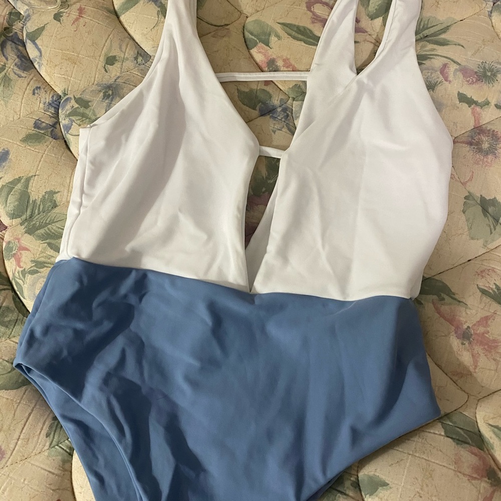 one piece bathing suit